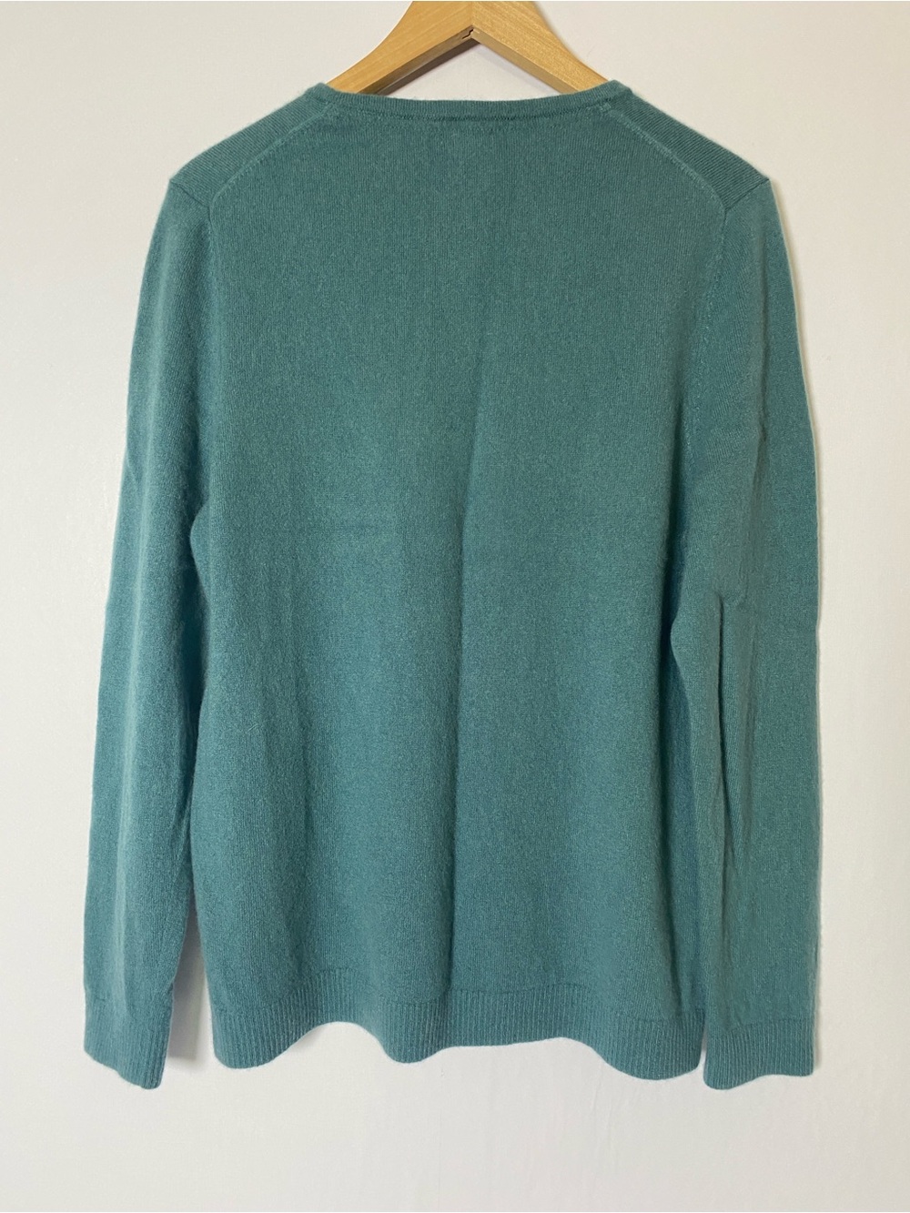 L.L. Bean Women's Classic Cashmere Crewneck Teal Green 1X Fitted - Picture 4 of 8